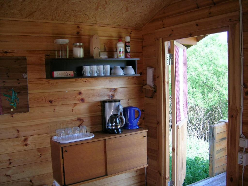 Villa Kalda Talu Tõlliste Habitación foto