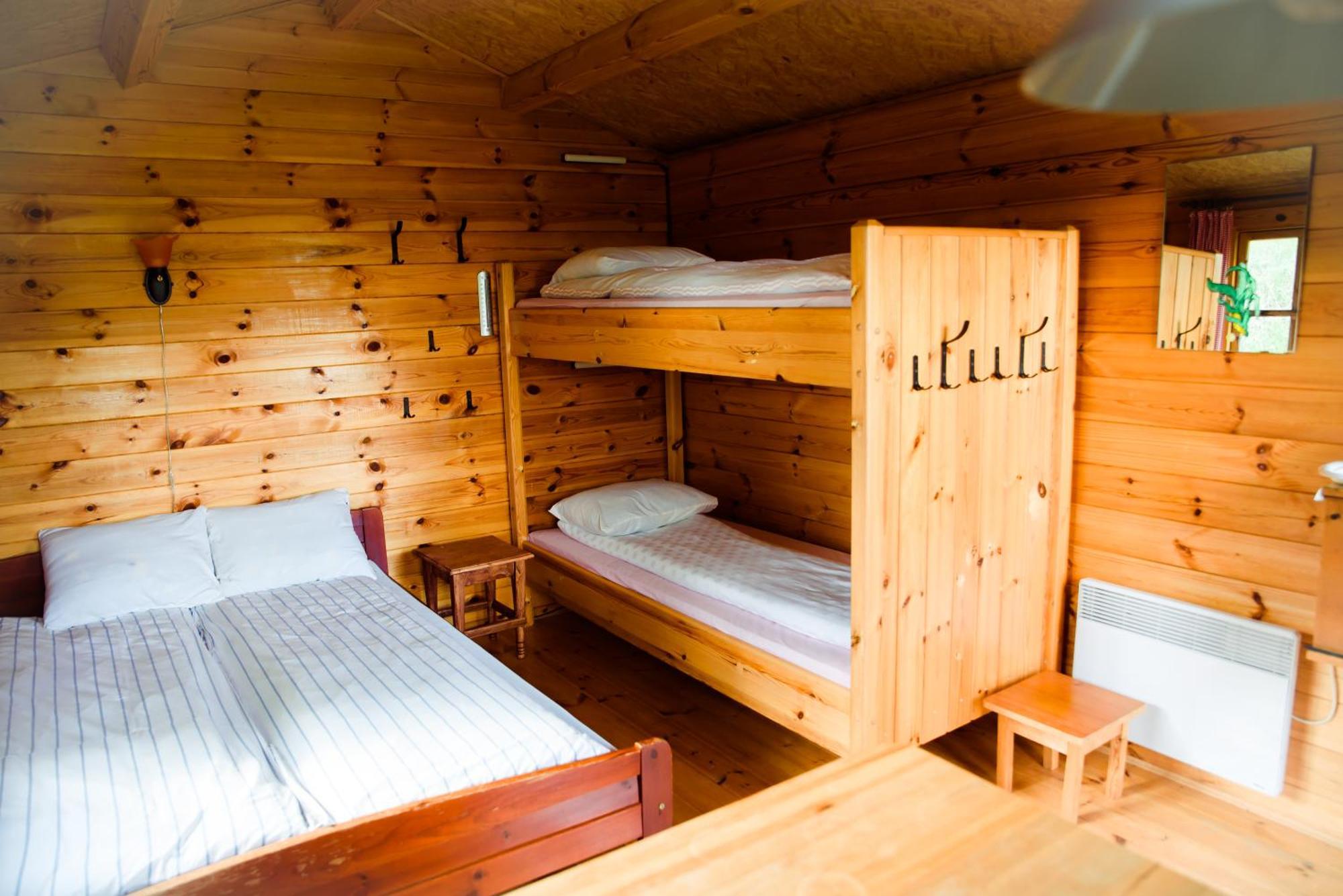 Villa Kalda Talu Tõlliste Habitación foto